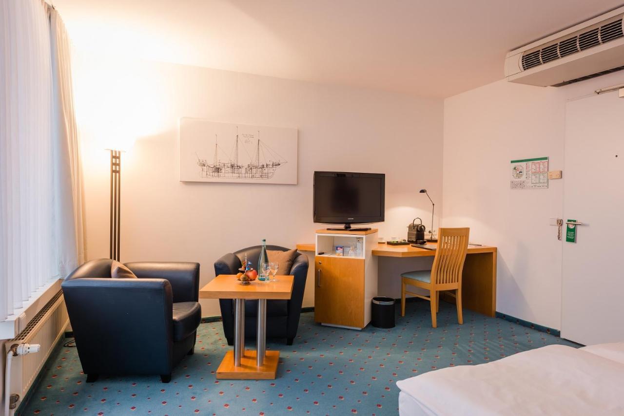 Hotel Alte Werft Papenburg Esterno foto